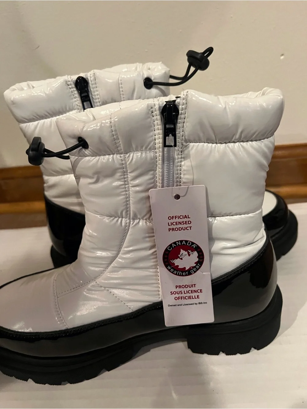 Women's White and Black Puffer Ankle Boots with Side Zip